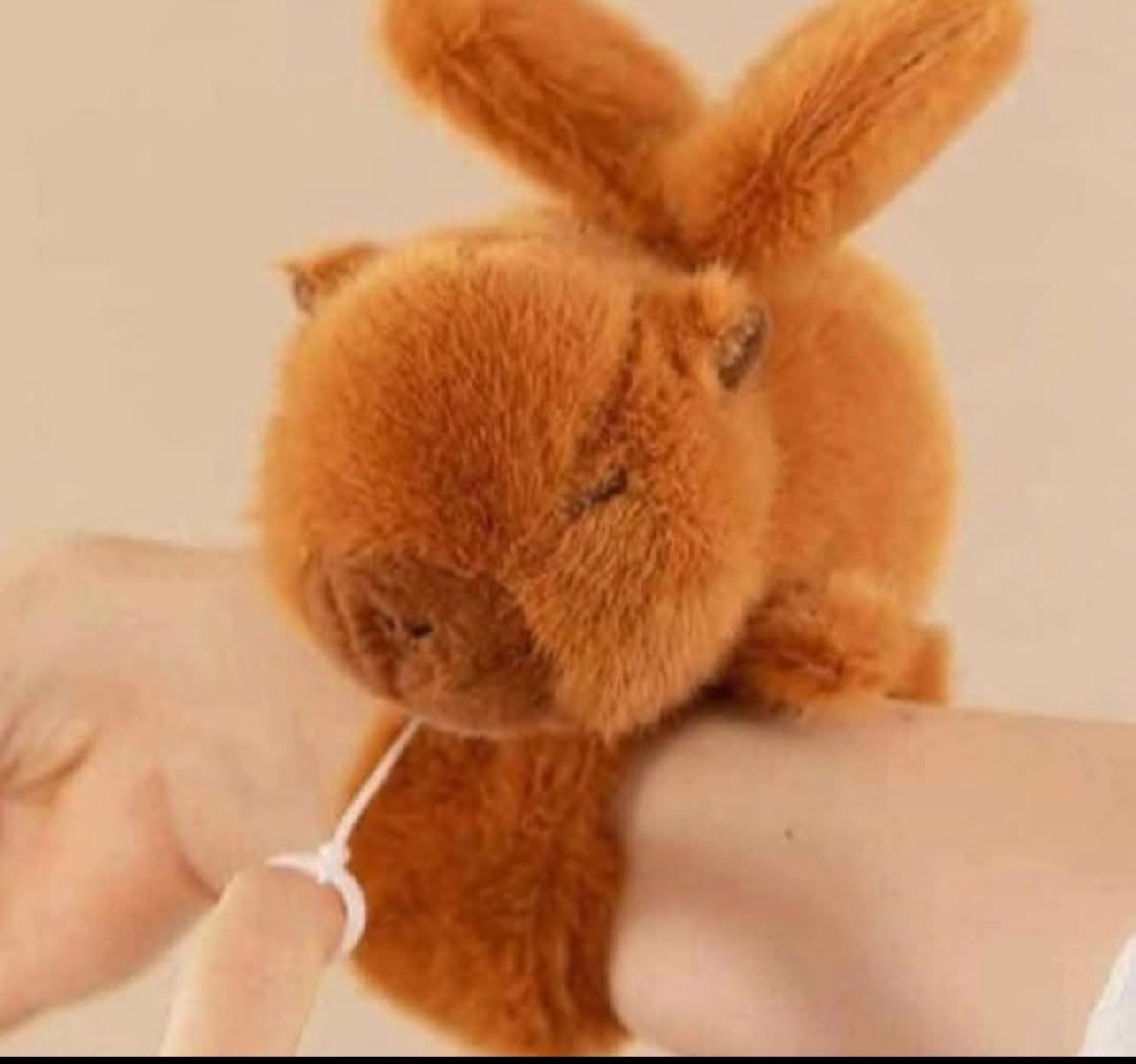 Miniatura 3 de Pulsera Capibara Mueve Las Alitas